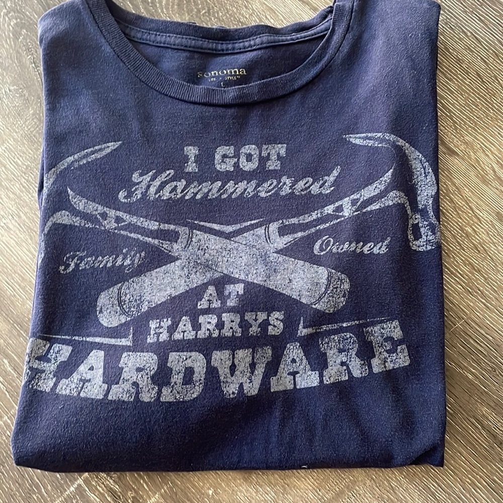 Short sleeve tee